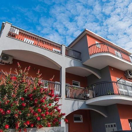 פודסטראנה Apartments Blaf מראה חיצוני תמונה