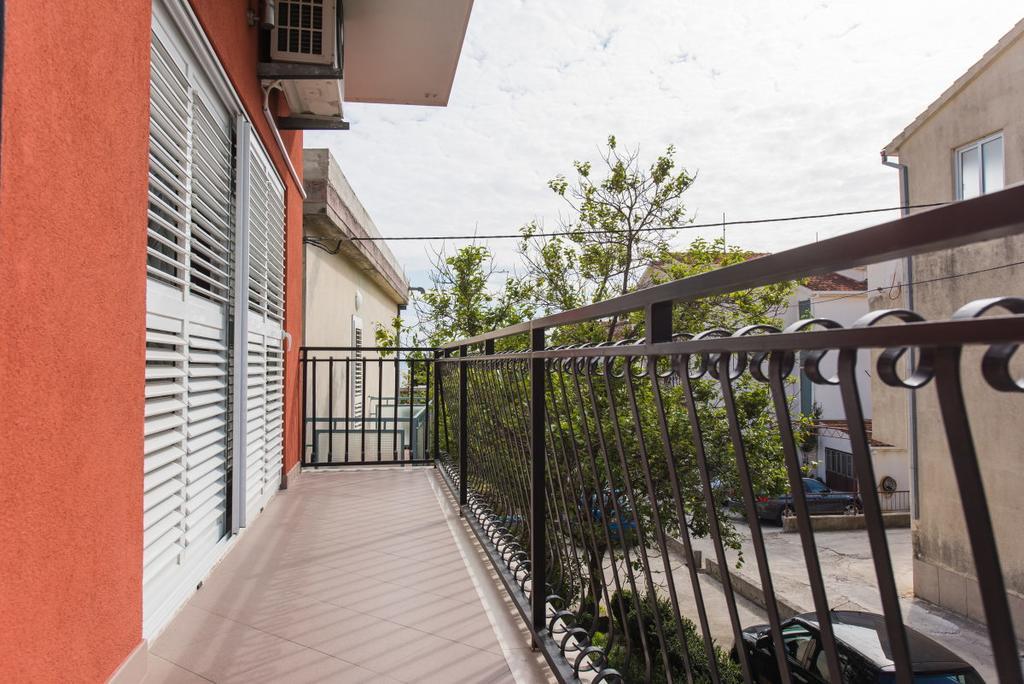 פודסטראנה Apartments Blaf מראה חיצוני תמונה