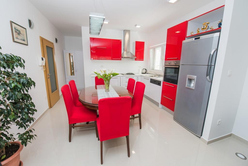 פודסטראנה Apartments Blaf מראה חיצוני תמונה