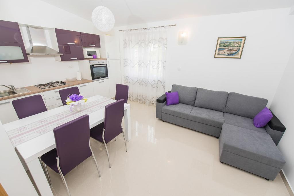 פודסטראנה Apartments Blaf מראה חיצוני תמונה
