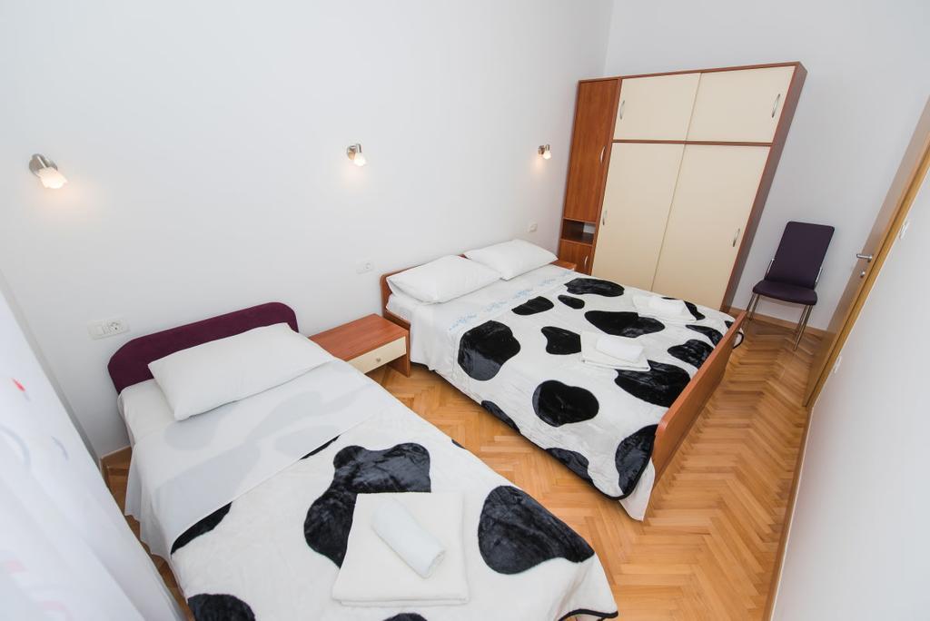 פודסטראנה Apartments Blaf מראה חיצוני תמונה